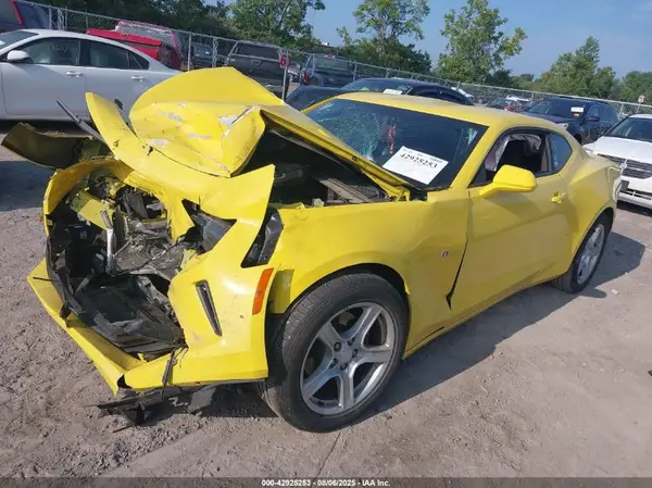 1G1FB1RS0H0114230 2017 CHEVROLET CAMARO - Image 2