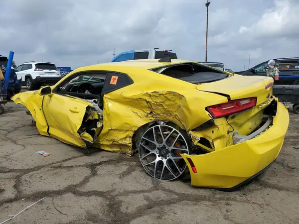 1G1FB1RS0H0209807 2017 CHEVROLET CAMARO - Image 2