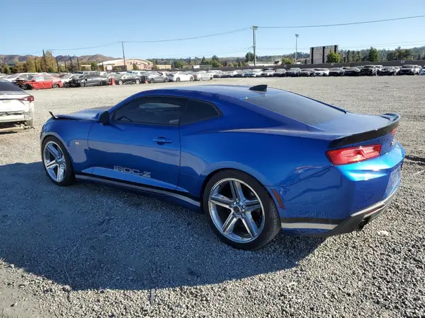1G1FB1RS0J0123001 2018 CHEVROLET CAMARO - Image 2