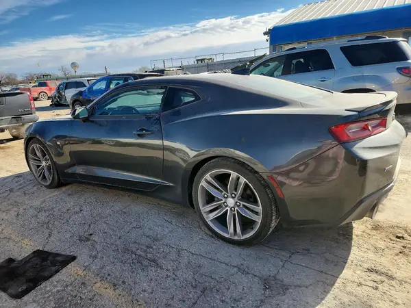 1G1FB1RS0J0123788 2018 CHEVROLET CAMARO - Image 2