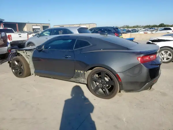 1G1FB1RS0J0133866 2018 CHEVROLET CAMARO - Image 2