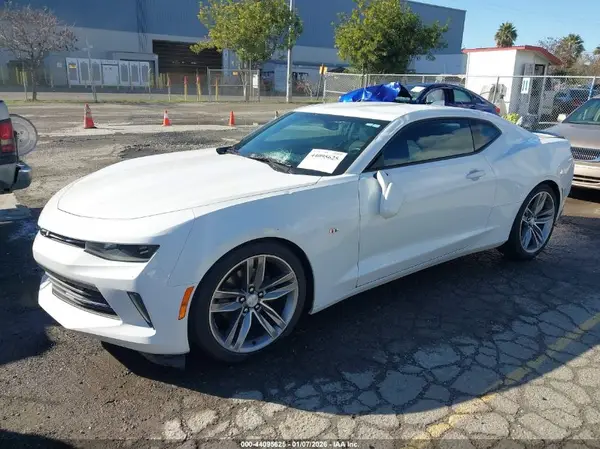 1G1FB1RS0J0174420 2018 CHEVROLET CAMARO - Image 2