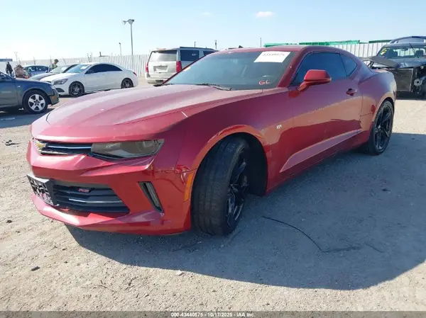 1G1FB1RS1H0183251 2017 CHEVROLET CAMARO - Image 2