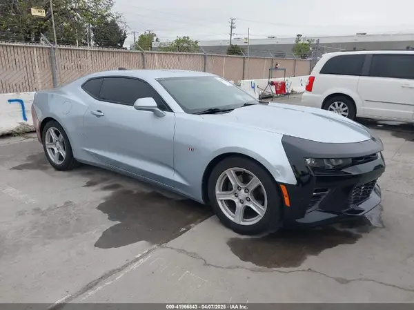 1G1FB1RS1H0184142 2017 CHEVROLET CAMARO - Image 1