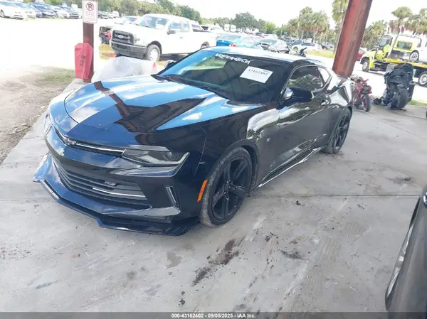 1G1FB1RS1J0107017 2018 CHEVROLET CAMARO - Image 2