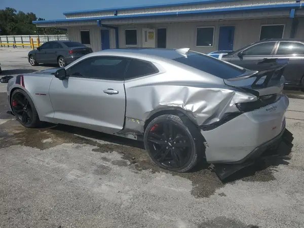 1G1FB1RS1J0153544 2018 CHEVROLET CAMARO - Image 2