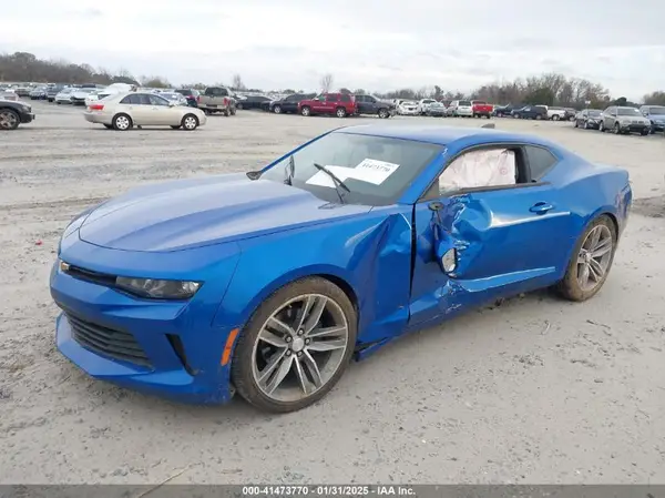 1G1FB1RS1J0153589 2018 CHEVROLET CAMARO - Image 2
