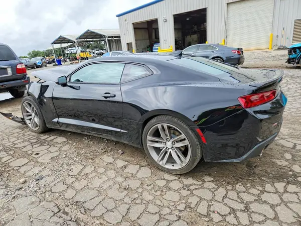 1G1FB1RS1J0154242 2018 CHEVROLET CAMARO - Image 2