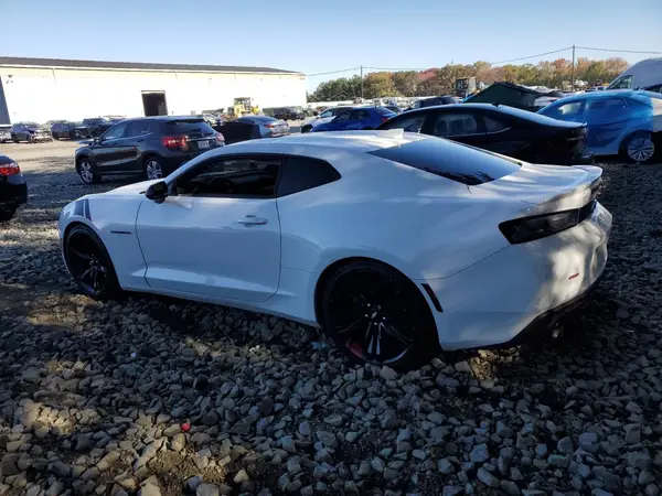 1G1FB1RS1J0186933 2018 CHEVROLET CAMARO - Image 2
