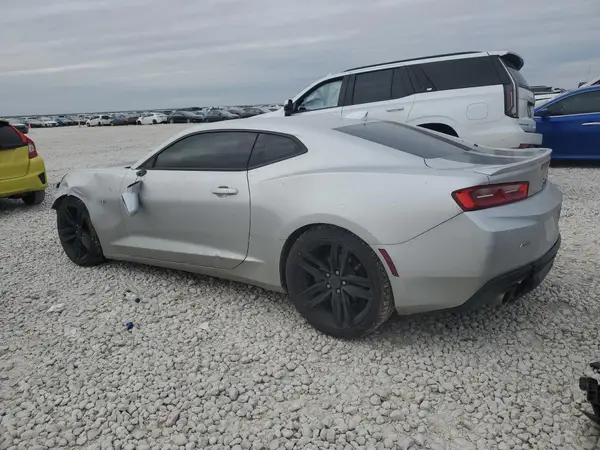 1G1FB1RS1J0190576 2018 CHEVROLET CAMARO - Image 2