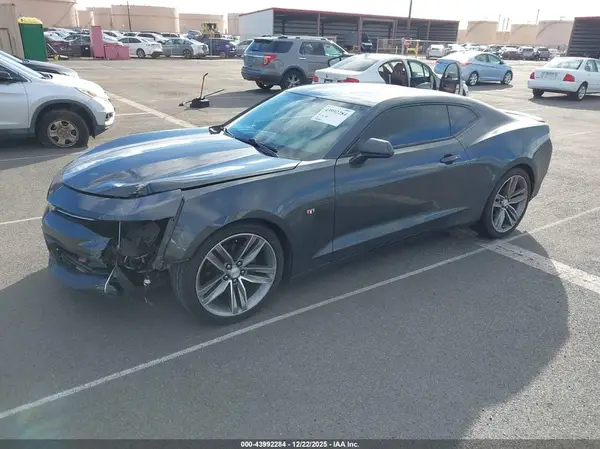 1G1FB1RS1J0190643 2018 CHEVROLET CAMARO - Image 2
