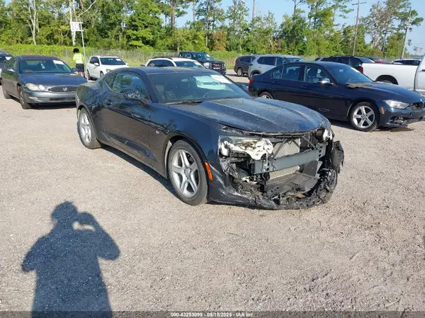 1G1FB1RS1K0145056 2019 CHEVROLET CAMARO - Image 1
