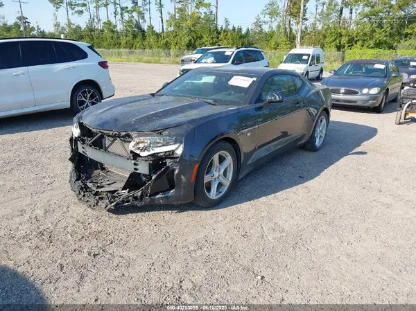 1G1FB1RS1K0145056 2019 CHEVROLET CAMARO - Image 2