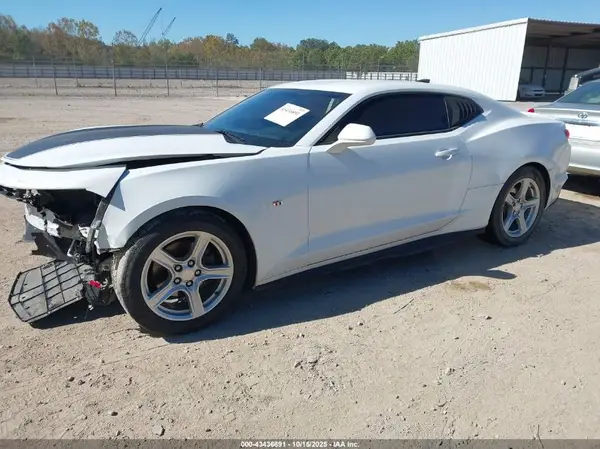 1G1FB1RS1L0109448 2020 CHEVROLET CAMARO - Image 2