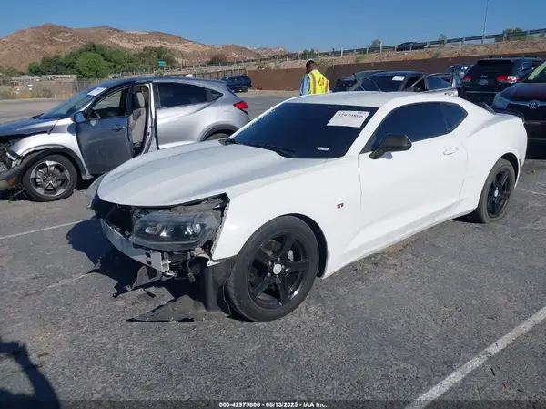 1G1FB1RS2G0140763 2016 CHEVROLET CAMARO - Image 2