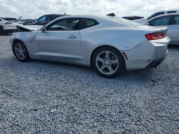 1G1FB1RS2H0152011 2017 CHEVROLET CAMARO - Image 2
