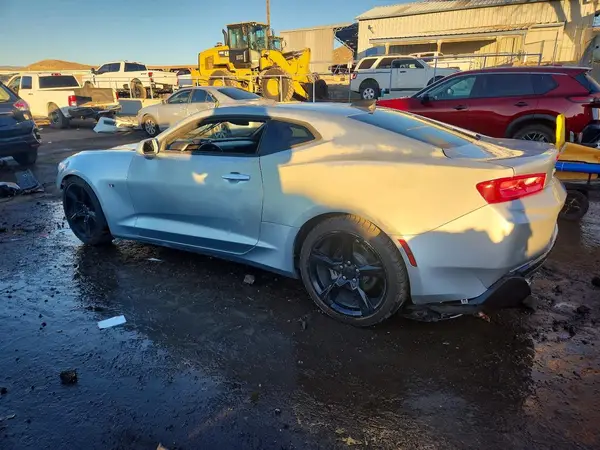 1G1FB1RS2H0166569 2017 CHEVROLET CAMARO - Image 2