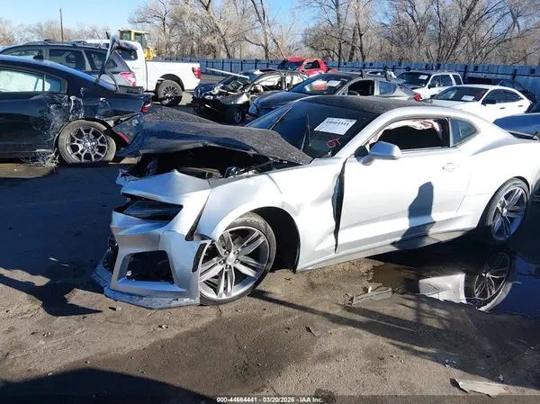 1G1FB1RS2J0114087 2018 CHEVROLET CAMARO - Image 2