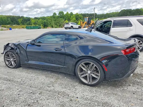 1G1FB1RS2J0121136 2018 CHEVROLET CAMARO - Image 2