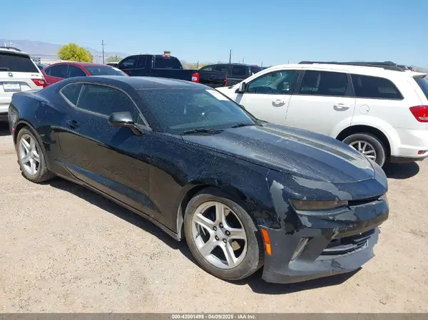 1G1FB1RS2J0136039 2018 CHEVROLET CAMARO - Image 1