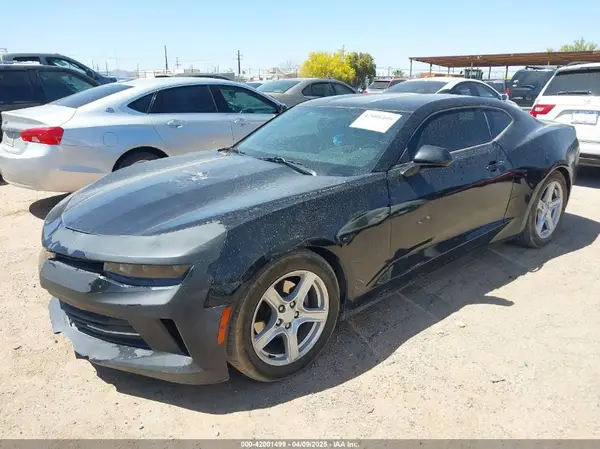 1G1FB1RS2J0136039 2018 CHEVROLET CAMARO - Image 2