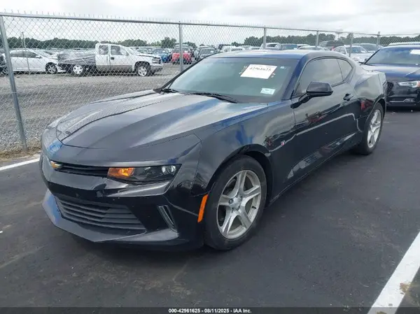 1G1FB1RS2J0166173 2018 CHEVROLET CAMARO - Image 2