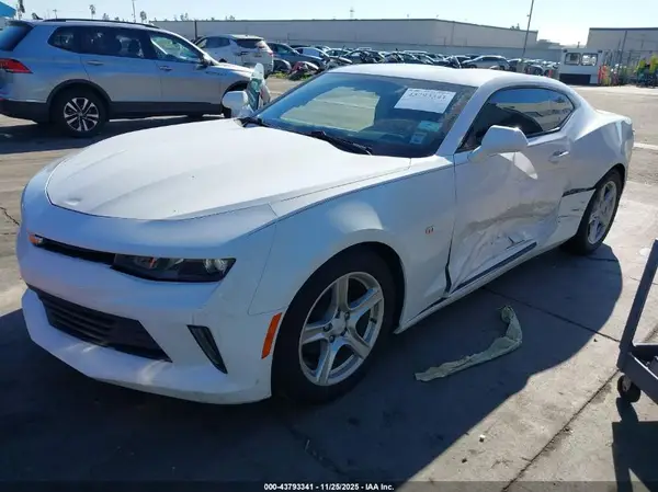1G1FB1RS2J0177240 2018 CHEVROLET CAMARO - Image 2