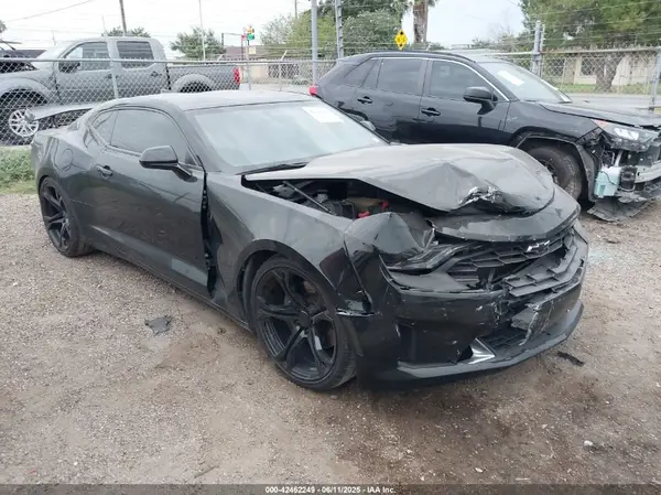 1G1FB1RS2L0137243 2020 CHEVROLET CAMARO - Image 1