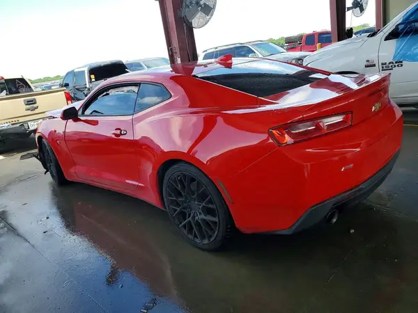 1G1FB1RS3J0121369 2018 CHEVROLET CAMARO - Image 2