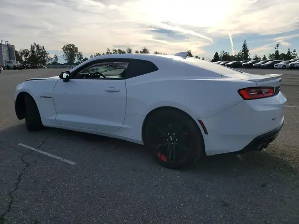 1G1FB1RS3J0135126 2018 CHEVROLET CAMARO - Image 2