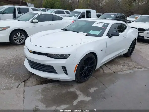 1G1FB1RS3J0143601 2018 CHEVROLET CAMARO - Image 2