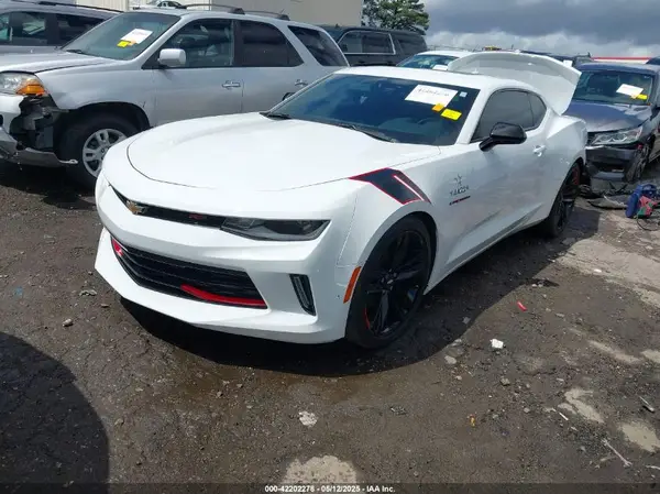 1G1FB1RS3J0157918 2018 CHEVROLET CAMARO - Image 2