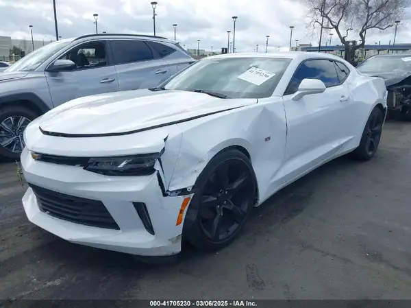 1G1FB1RS3J0183435 2018 CHEVROLET CAMARO - Image 2