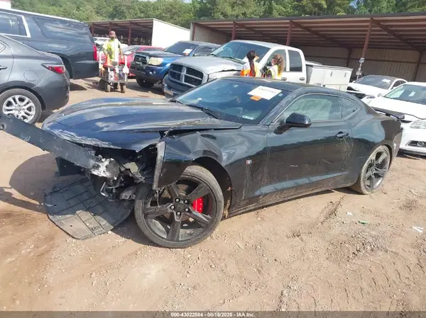 1G1FB1RS3J0191244 2018 CHEVROLET CAMARO - Image 2