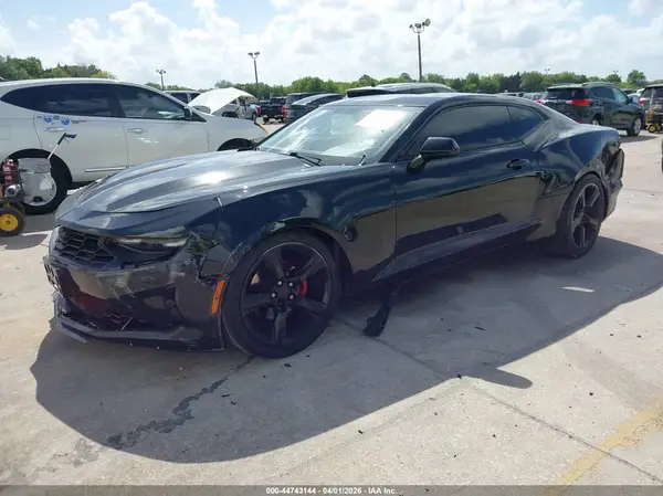 1G1FB1RS3K0112267 2019 CHEVROLET CAMARO - Image 2