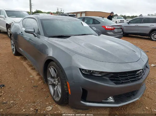 1G1FB1RS3M0105869 2021 CHEVROLET CAMARO - Image 1