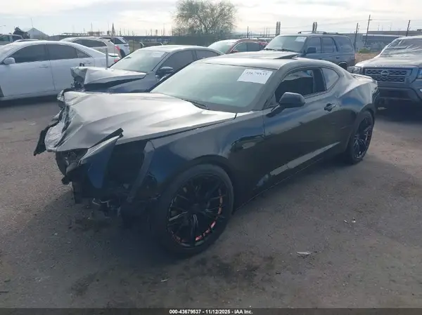 1G1FB1RS4J0113734 2018 CHEVROLET CAMARO - Image 2
