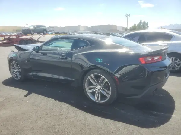 1G1FB1RS4J0130713 2018 CHEVROLET CAMARO - Image 2