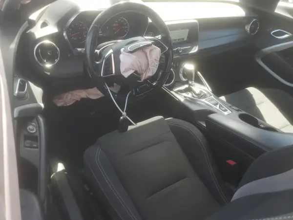1G1FB1RS4J0130713 2018 CHEVROLET CAMARO - Image 8