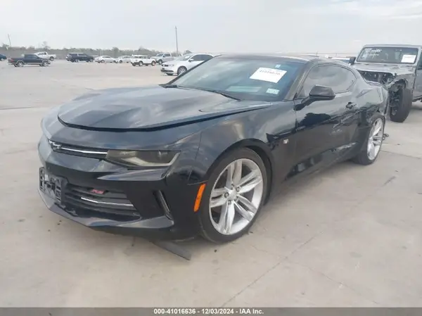 1G1FB1RS4J0137418 2018 CHEVROLET CAMARO - Image 2