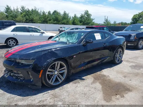 1G1FB1RS4J0184528 2018 CHEVROLET CAMARO - Image 2
