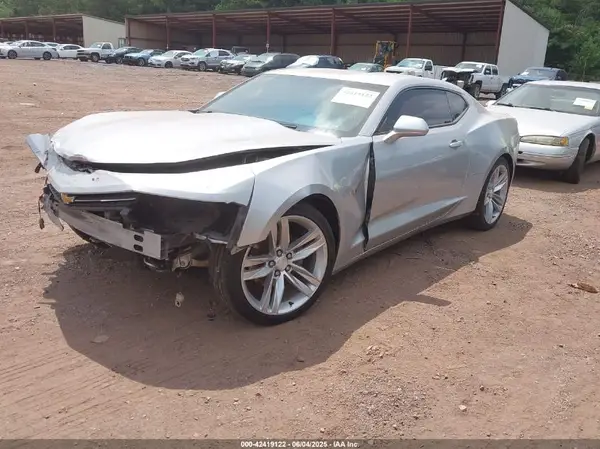 1G1FB1RS5H0182135 2017 CHEVROLET CAMARO - Image 2