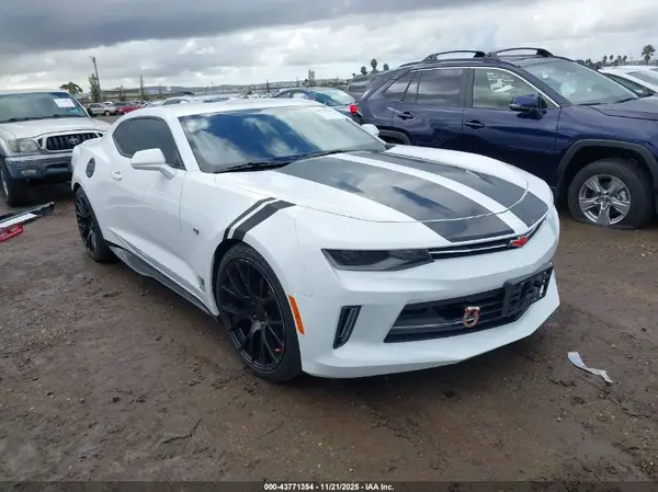 1G1FB1RS5H0213187 2017 CHEVROLET CAMARO - Image 1