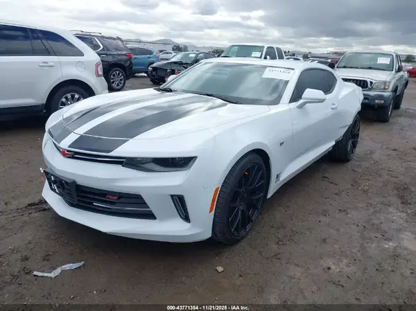 1G1FB1RS5H0213187 2017 CHEVROLET CAMARO - Image 2