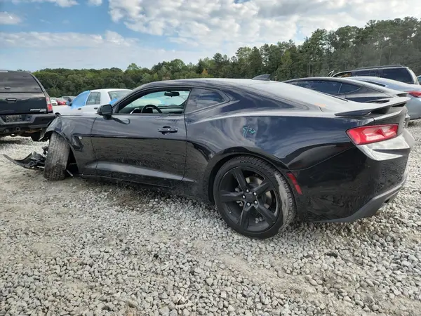 1G1FB1RS5J0102824 2018 CHEVROLET CAMARO - Image 2