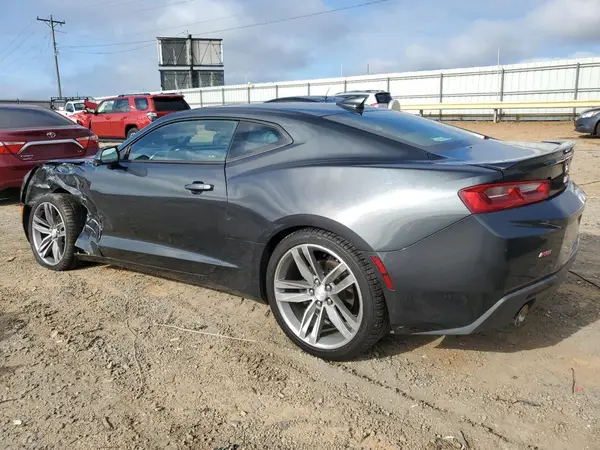 1G1FB1RS5J0135452 2018 CHEVROLET CAMARO - Image 2