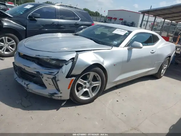1G1FB1RS5J0135483 2018 CHEVROLET CAMARO - Image 2