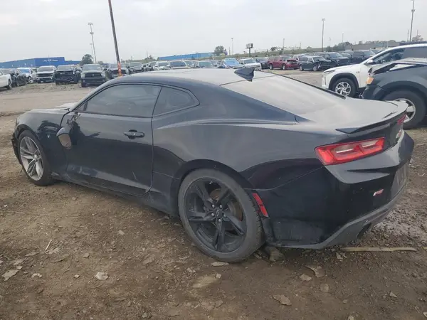 1G1FB1RS5J0167401 2018 CHEVROLET CAMARO - Image 2