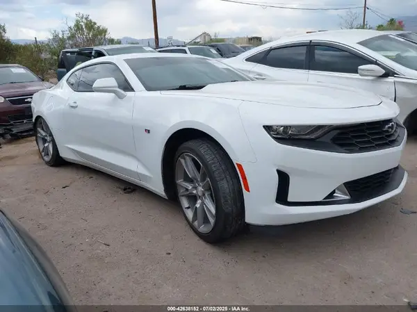 1G1FB1RS5M0136928 2021 CHEVROLET CAMARO - Image 1