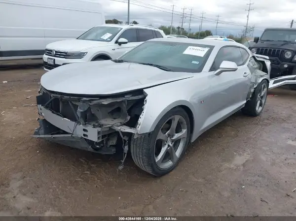 1G1FB1RS6H0111249 2017 CHEVROLET CAMARO - Image 2